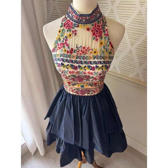 Sherri Hill Size 2 Embroidered Sequin Halter Formal Evening Prom Dress - Picture 3 of 10